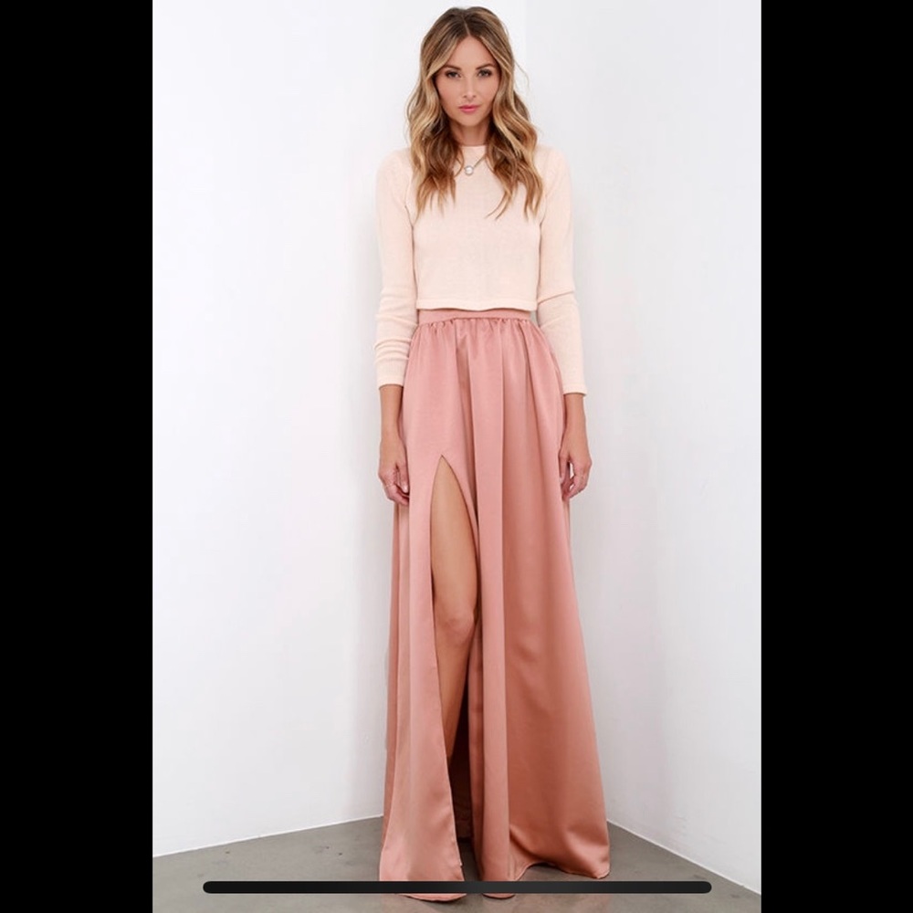 Lulu’s ‘Twas A Dream Blush Maxi Skirt